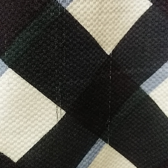 Ann Taylor size 12 petite ladies skirt.  Block pattern. - Picture 6 of 7